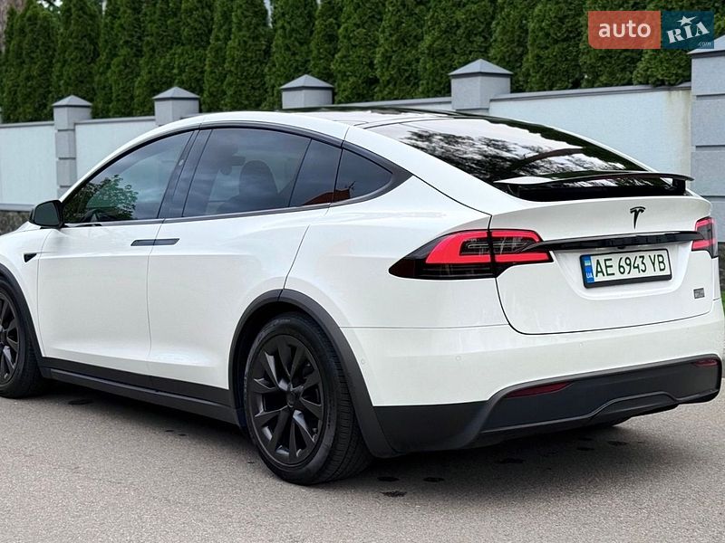 Внедорожник / Кроссовер Tesla Model X 2022 в Киеве