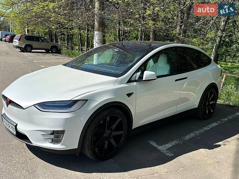 Позашляховик / Кросовер Tesla Model X 2018 в Одесі