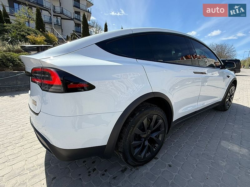 Позашляховик / Кросовер Tesla Model X 2023 в Тернополі