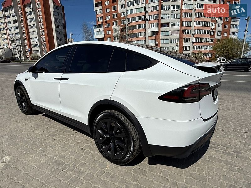Позашляховик / Кросовер Tesla Model X 2023 в Тернополі