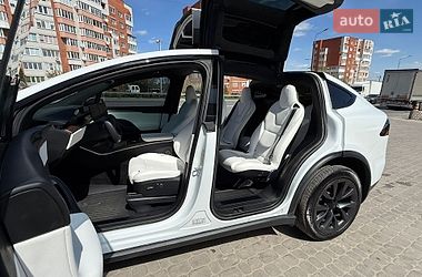 Позашляховик / Кросовер Tesla Model X 2023 в Тернополі