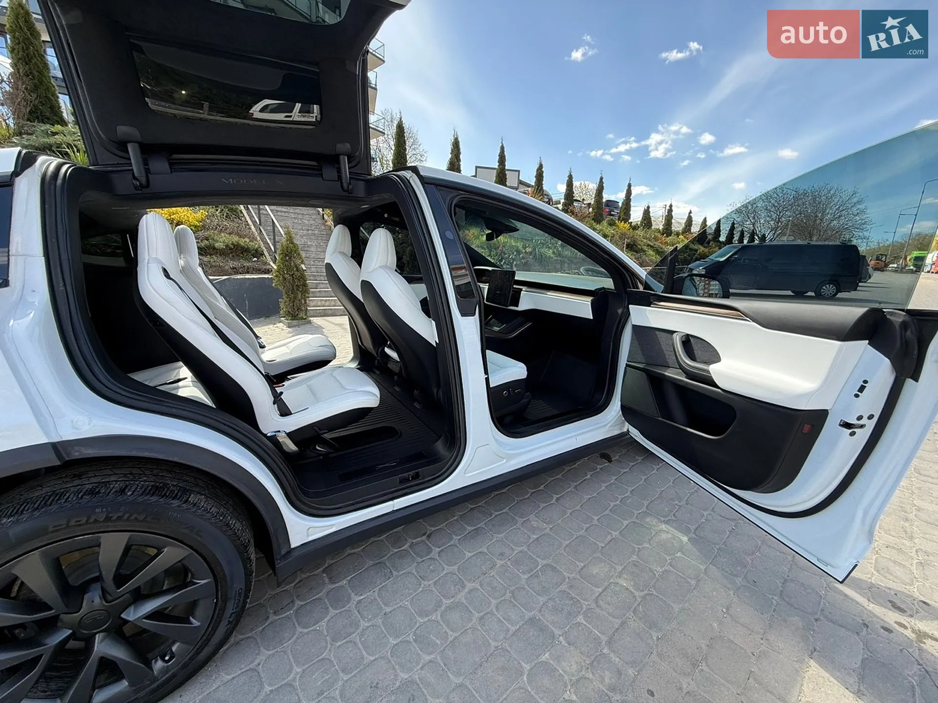 2023 Tesla Model X - мініатюра 36