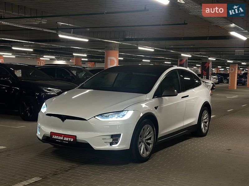 Позашляховик / Кросовер Tesla Model X 2017 в Києві фото Позашляховик / Кросовер Tesla Model X 2017 в Києві