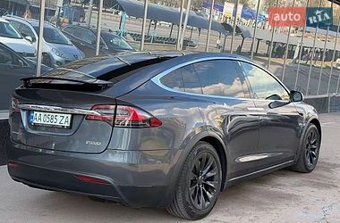 Позашляховик / Кросовер Tesla Model X 2017 в Києві