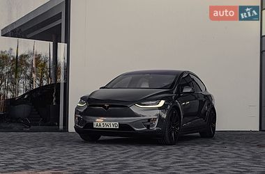 Внедорожник / Кроссовер Tesla Model X 2018 в Киеве