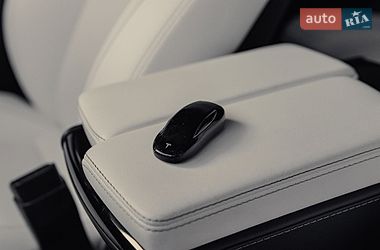 Внедорожник / Кроссовер Tesla Model X 2018 в Киеве