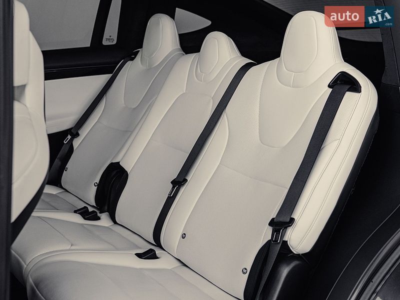 Внедорожник / Кроссовер Tesla Model X 2018 в Киеве