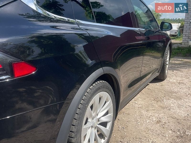 Внедорожник / Кроссовер Tesla Model X 2017 в Харькове