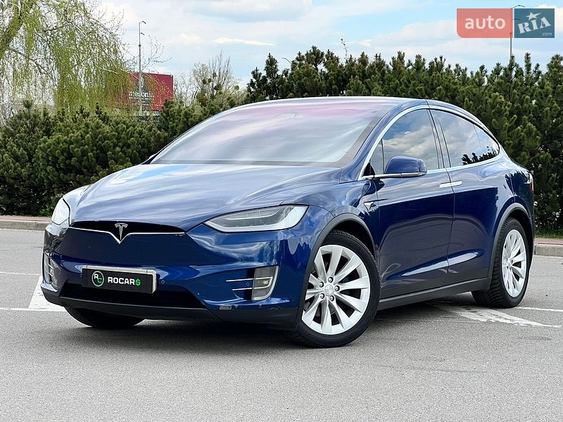 Позашляховик / Кросовер Tesla Model X 2018 в Києві