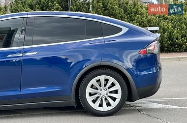 Позашляховик / Кросовер Tesla Model X 2018 в Києві