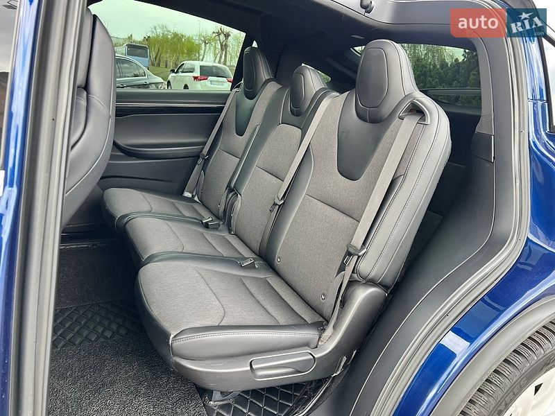 Позашляховик / Кросовер Tesla Model X 2018 в Києві
