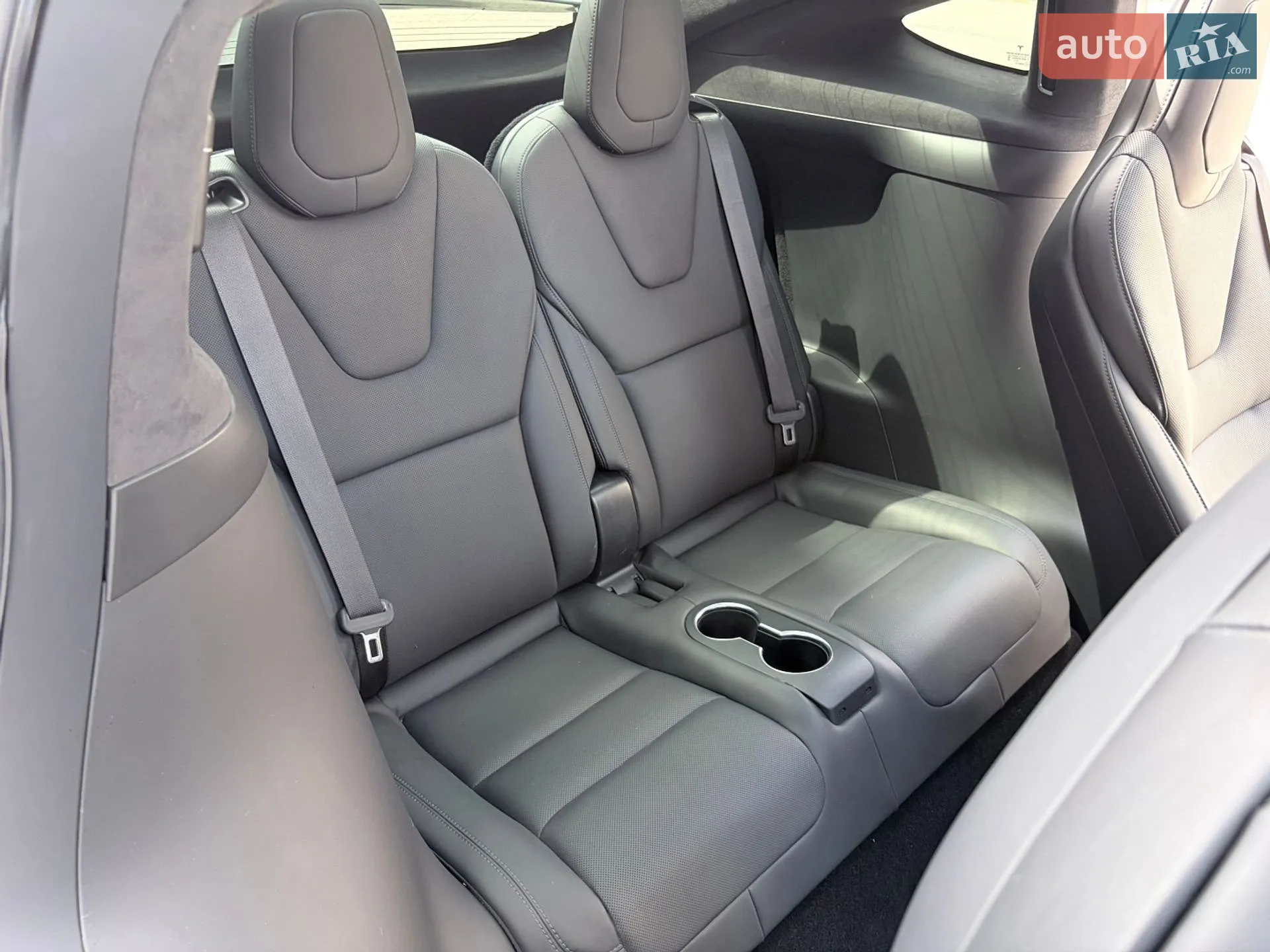 2022 Tesla Model X - мініатюра 11