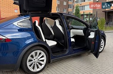 Позашляховик / Кросовер Tesla Model X 2017 в Черкасах фото 3 Позашляховик / Кросовер Tesla Model X 2017 в Черкасах