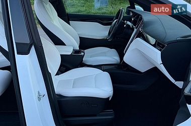 Внедорожник / Кроссовер Tesla Model X 2020 в Одессе