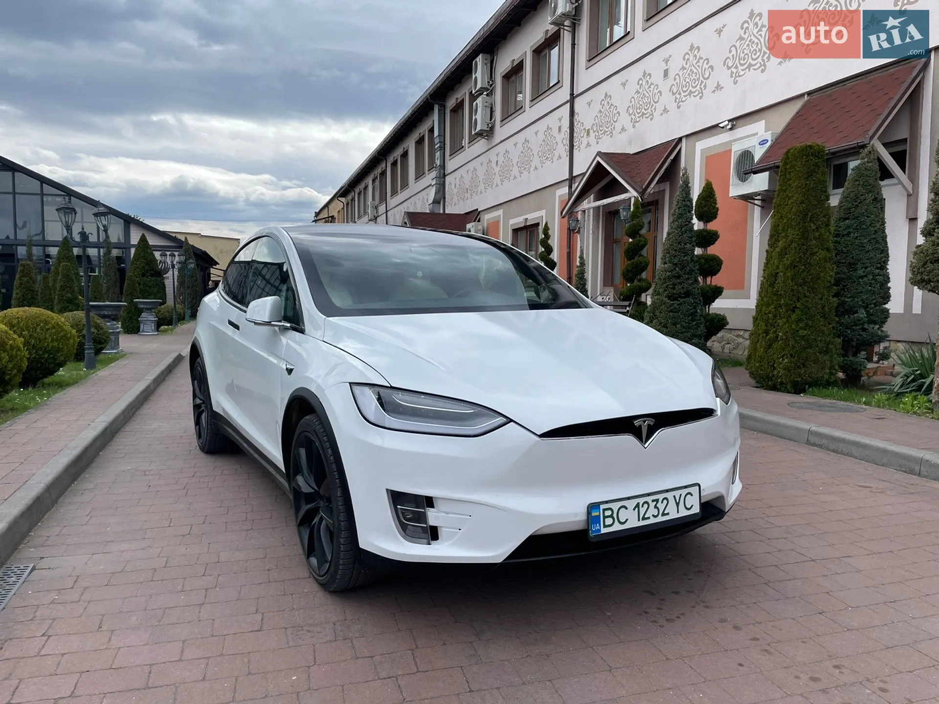 2020 Tesla Model X - мініатюра 2