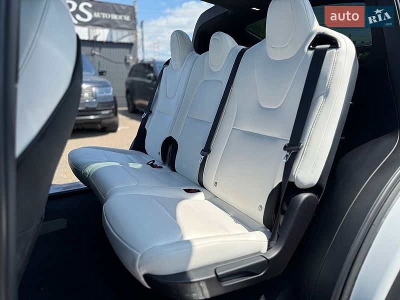 Позашляховик / Кросовер Tesla Model X 2020 в Києві