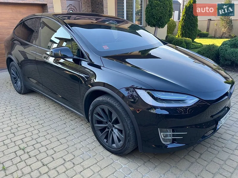 Tesla Model X