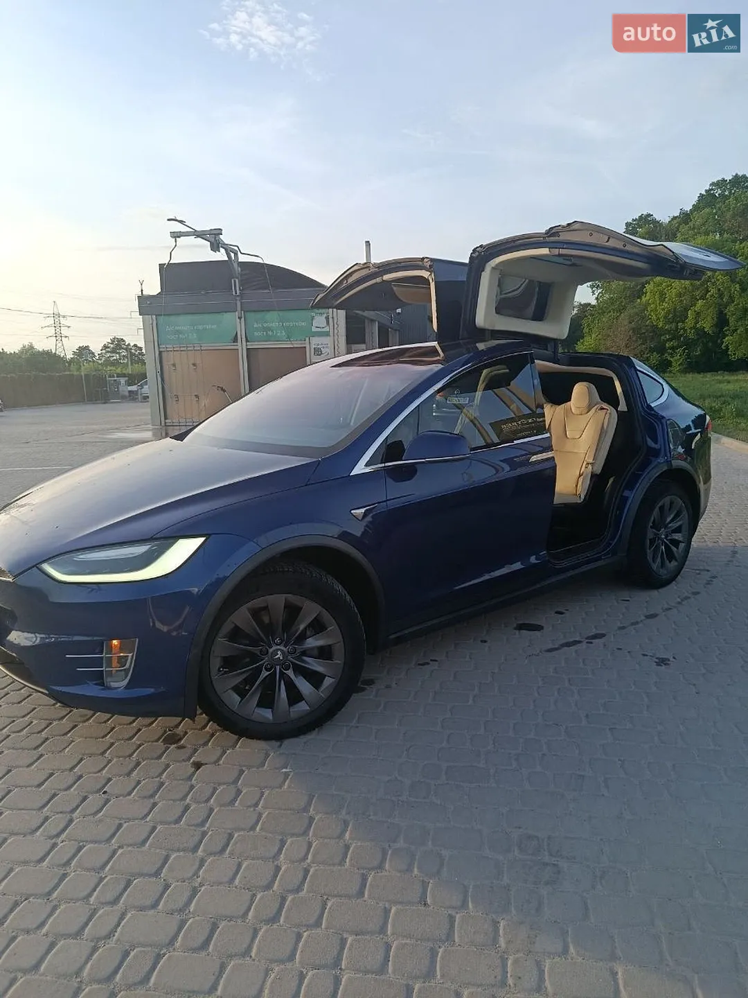 2017 Tesla Model X - мініатюра 2