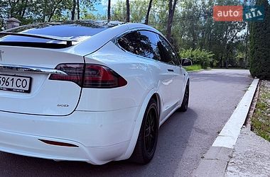 Внедорожник / Кроссовер Tesla Model X 2016 в Черновцах