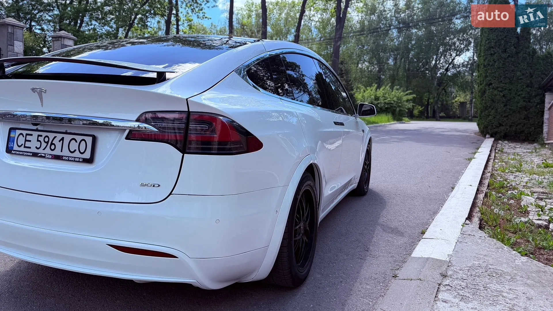 2016 Tesla Model X - мініатюра 4
