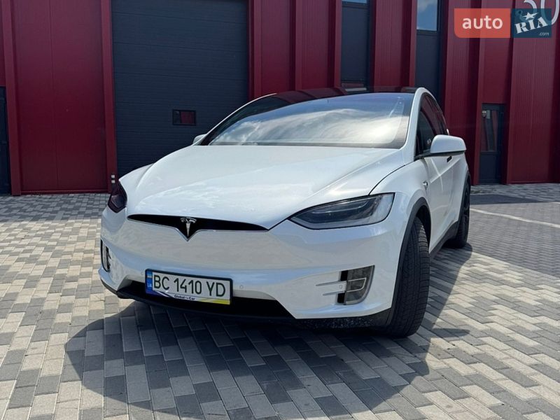 Внедорожник / Кроссовер Tesla Model X 2019 в Львове