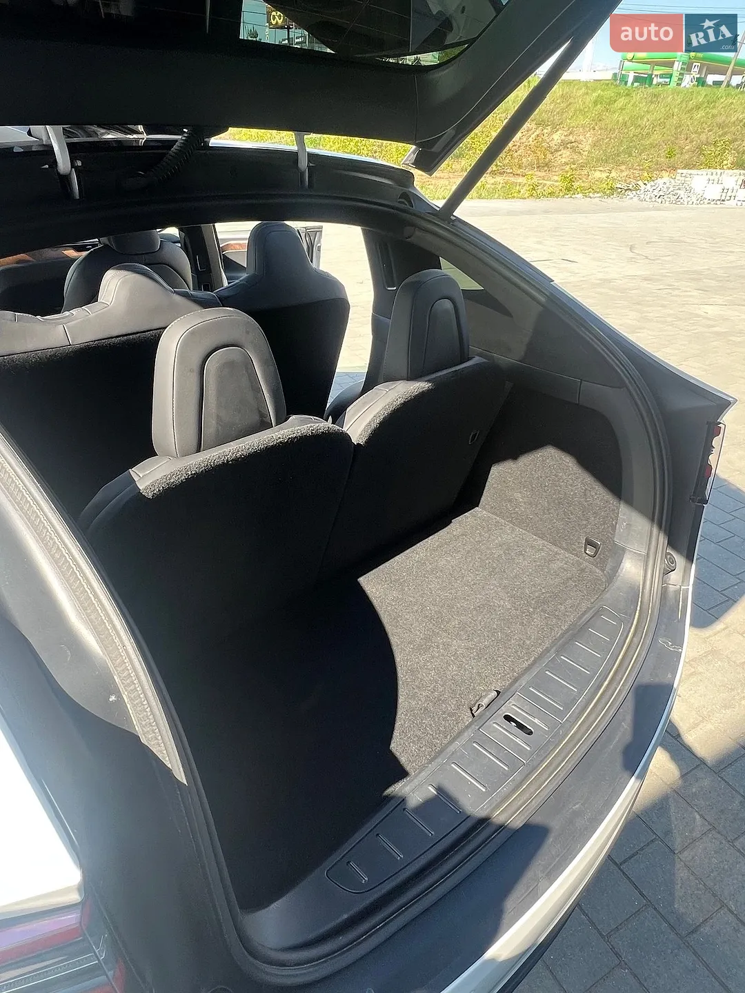 2020 Tesla Model X - мініатюра 16