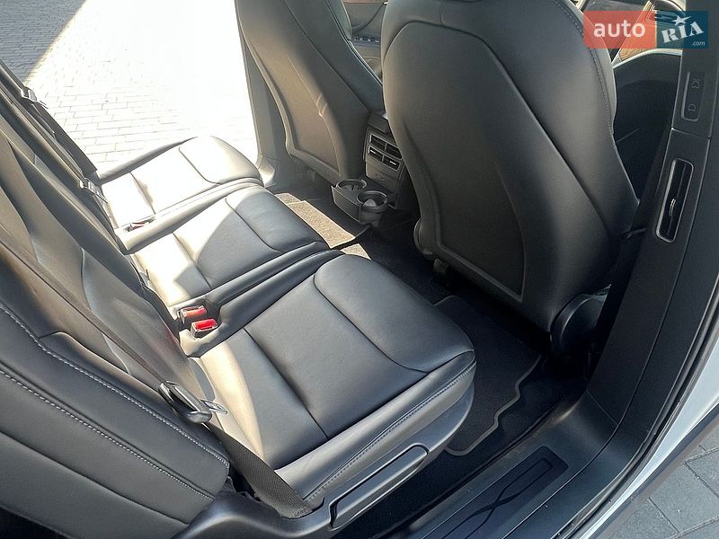 Внедорожник / Кроссовер Tesla Model X 2020 в Хмельницком
