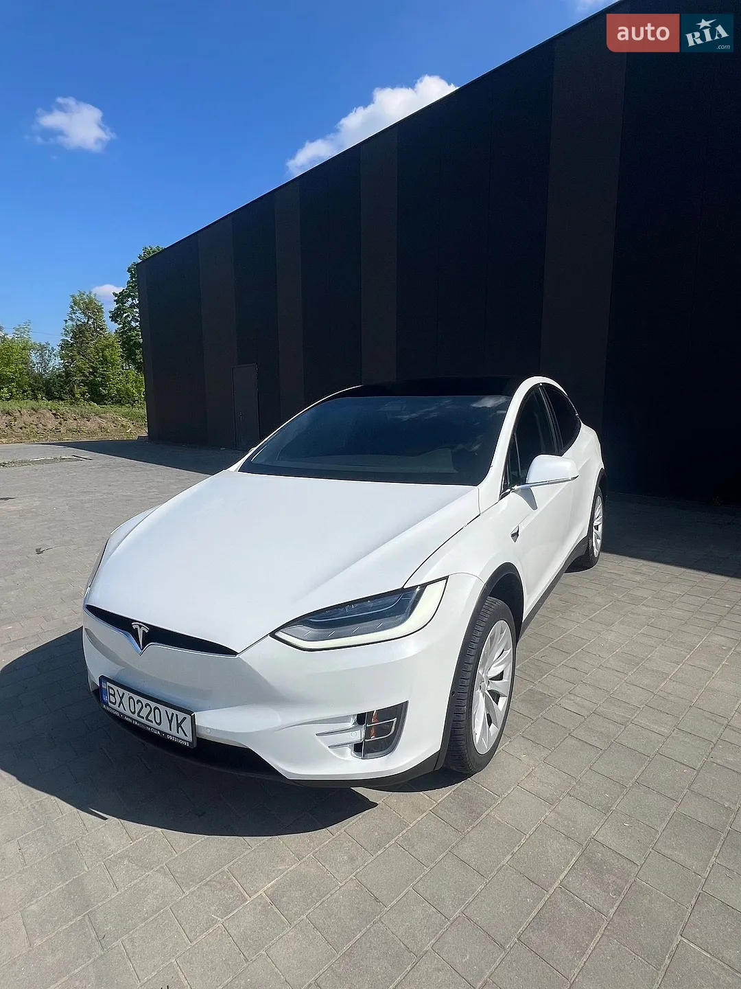 2020 Tesla Model X - мініатюра 31