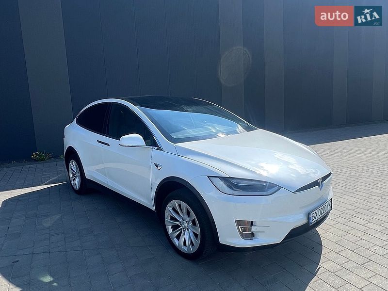 Внедорожник / Кроссовер Tesla Model X 2020 в Хмельницком
