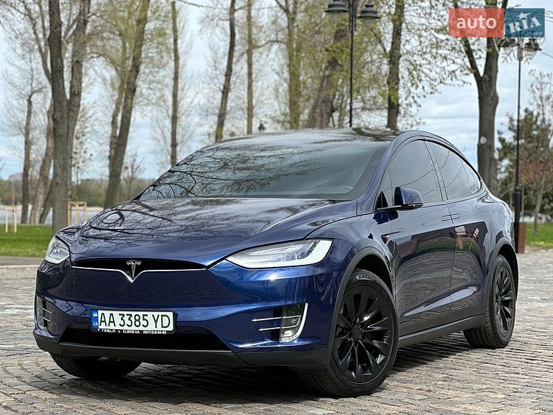 Внедорожник / Кроссовер Tesla Model X 2017 в Киеве