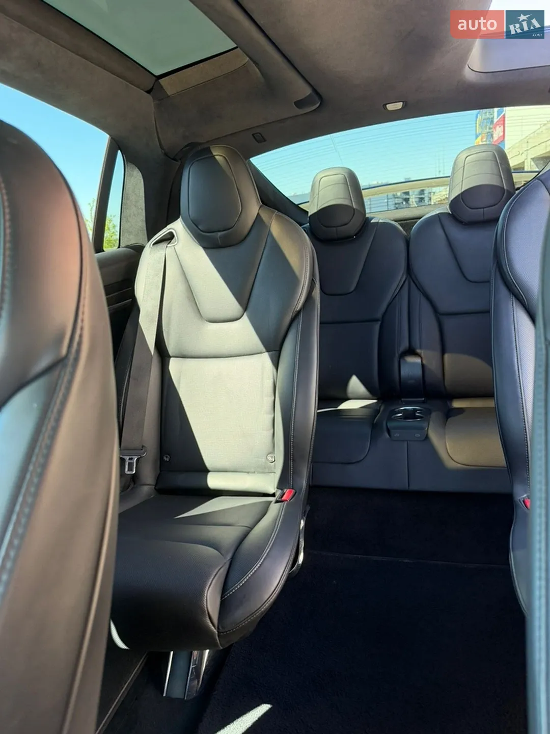 2022 Tesla Model X - мініатюра 9
