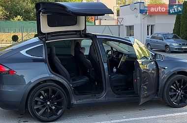 Внедорожник / Кроссовер Tesla Model X 2017 в Тернополе