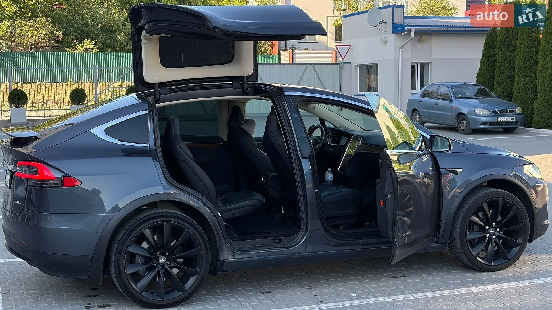 2017 Tesla Model X - мініатюра 8