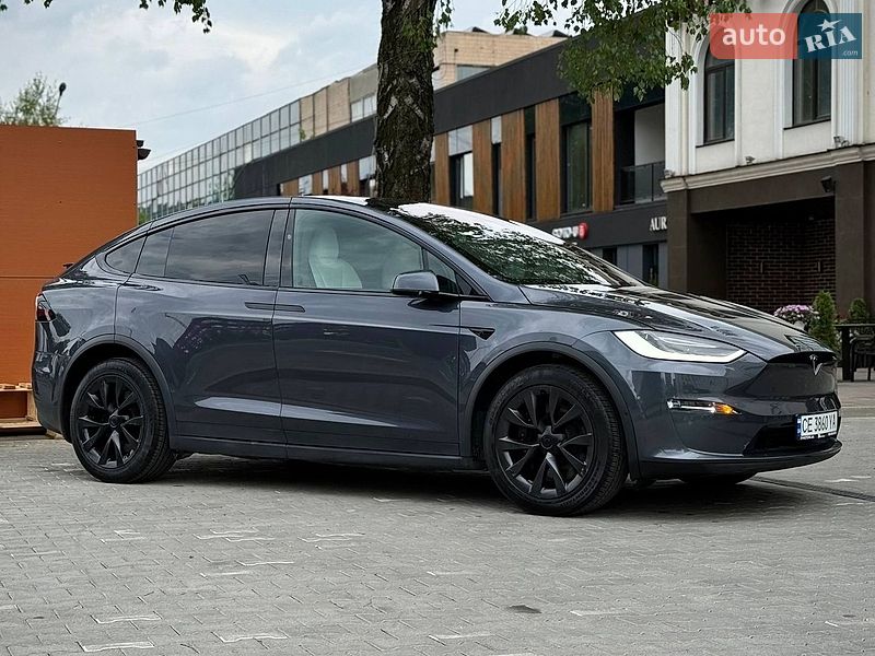 Позашляховик / Кросовер Tesla Model X 2022 в Чернівцях
