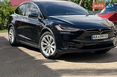 Внедорожник / Кроссовер Tesla Model X 2018 в Броварах