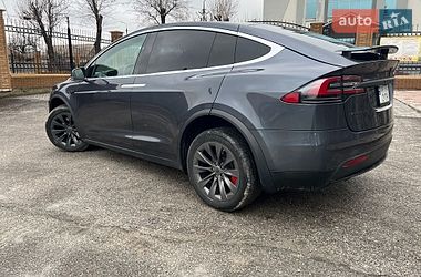 Позашляховик / Кросовер Tesla Model X 2017 в Запоріжжі