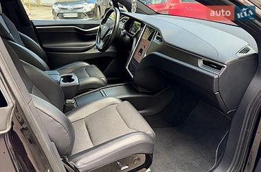 Внедорожник / Кроссовер Tesla Model X 2016 в Киеве