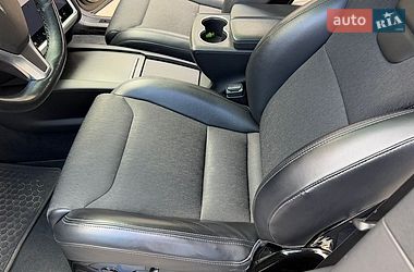 Внедорожник / Кроссовер Tesla Model X 2016 в Киеве