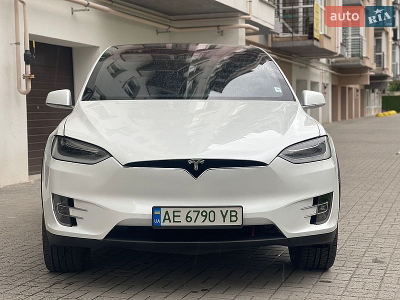 Внедорожник / Кроссовер Tesla Model X 2017 в Днепре