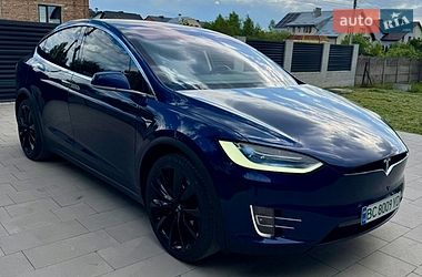 Позашляховик / Кросовер Tesla Model X 2018 в Львові