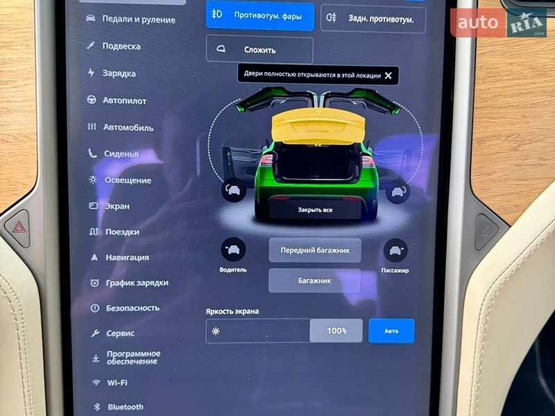 Позашляховик / Кросовер Tesla Model X 2018 в Львові