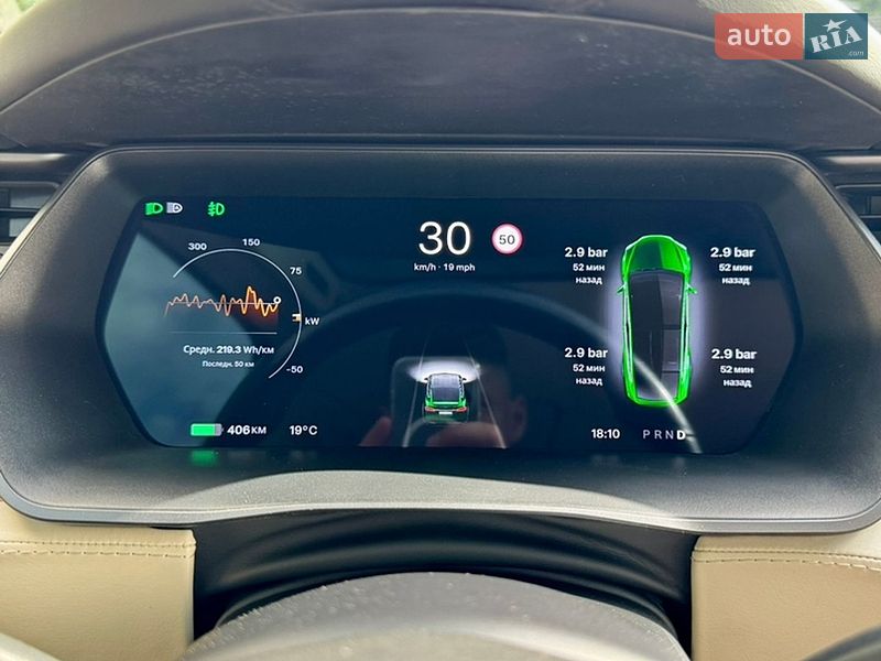Позашляховик / Кросовер Tesla Model X 2018 в Львові