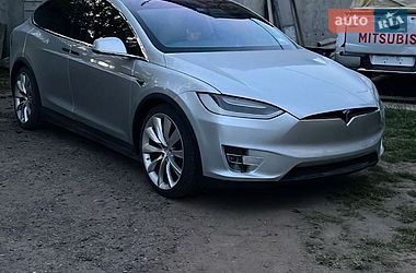 Внедорожник / Кроссовер Tesla Model X 2015 в Николаеве