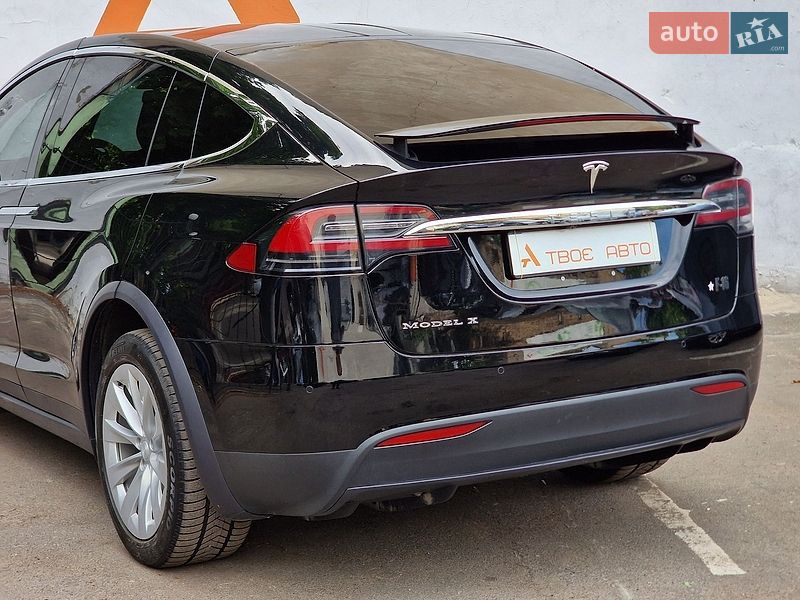 Внедорожник / Кроссовер Tesla Model X 2017 в Одессе