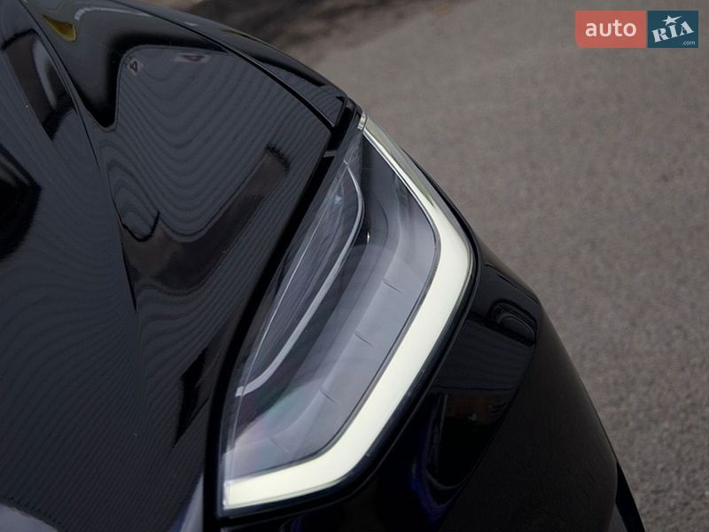 Внедорожник / Кроссовер Tesla Model X 2020 в Киеве