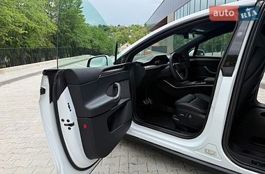 Позашляховик / Кросовер Tesla Model X 2023 в Чернівцях