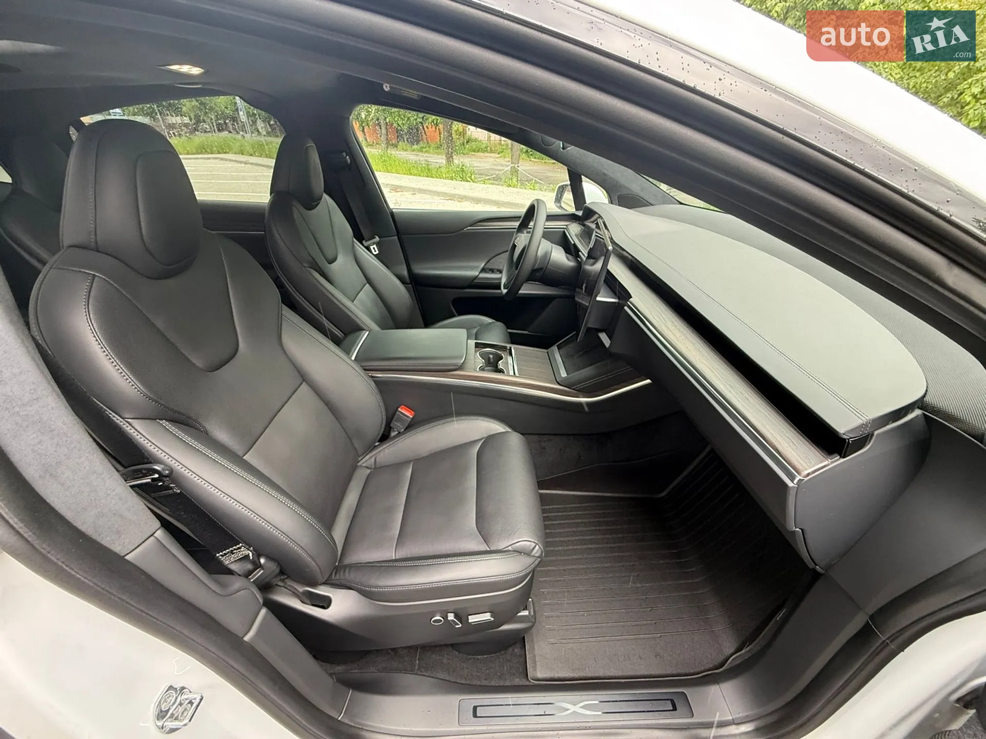 2023 Tesla Model X - мініатюра 32