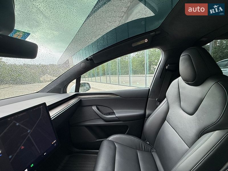 Позашляховик / Кросовер Tesla Model X 2023 в Чернівцях