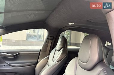 Внедорожник / Кроссовер Tesla Model X 2019 в Киеве