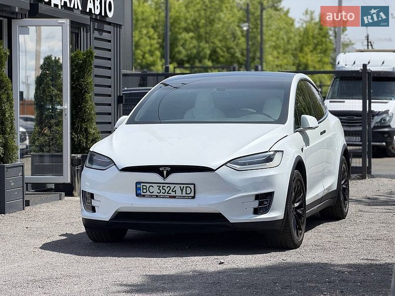 Внедорожник / Кроссовер Tesla Model X 2016 в Львове